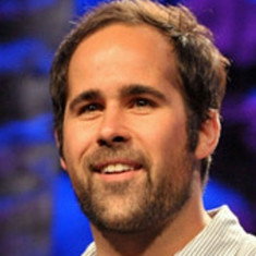 Ronnie Vannucci Jr.