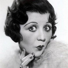 Mae Questel