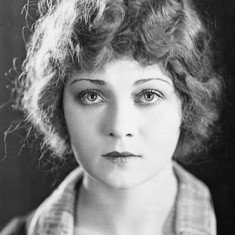 Mary Warren