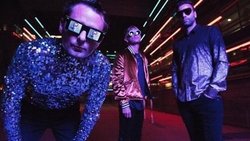Muse: Live At Rome Olympic Stadium background image