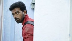 Suttu Pidikka Utharavu background image