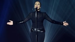 Sade: Bring Me Home - Live background image