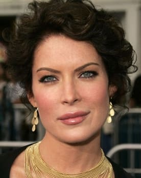 Lara Flynn Boyle