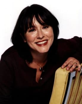 Arabella Weir