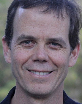 Andrés Wood