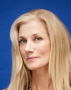 Joely Richardson