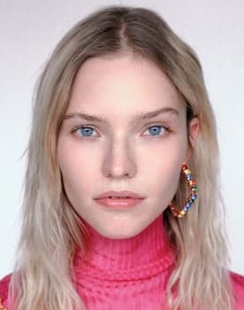 Sasha Luss