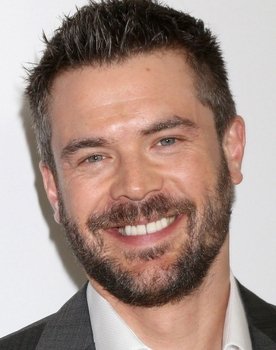 Charlie Weber