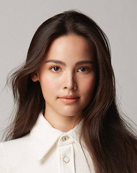 Urassaya Sperbund