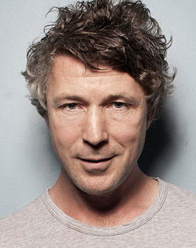 Aidan Gillen