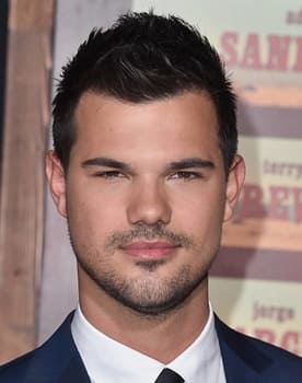 Taylor Lautner