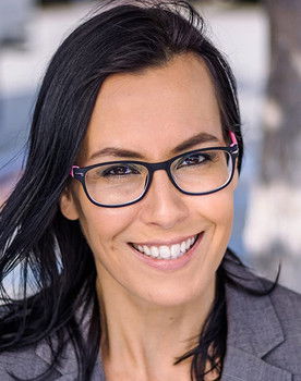 Corinne van den Heuvel