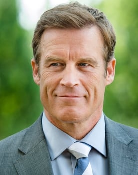 Mark Valley