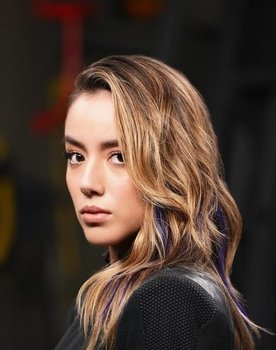 Chloe Bennet