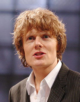 Julian Rhind-Tutt