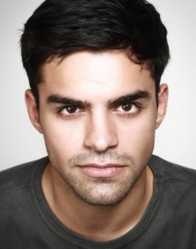 Sean Teale