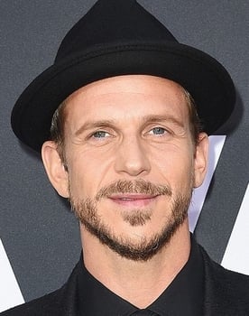 Gustaf Skarsgård