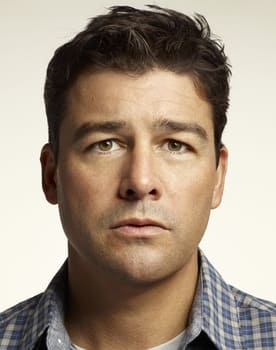 Kyle Chandler