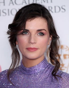 Aisling Bea