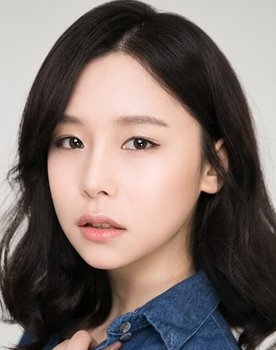 Jung Soo Ji as Partner / Emergency room / Announcer Voice