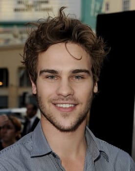 Grey Damon