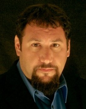 Patrick Campion as Howard