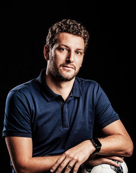 Elano Blumer
