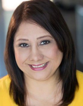 Lisa Mattheis as Party Guest