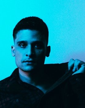 Gabriel Oliveira as Felipe