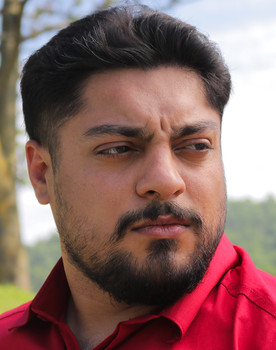 Mohammad Asadi as Groom