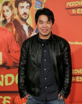 Juan Khun as Huan (as Juan Kun)