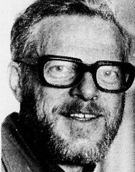 Erik Løchen as Eivind