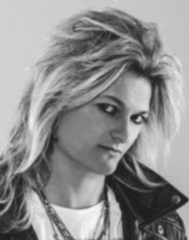 Hannes Braun as Vocals