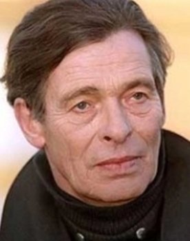 Matthias Fuchs as Dr. Herbst