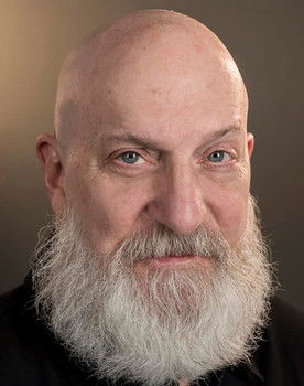 John Paul Sneed as Benjamin Franklin