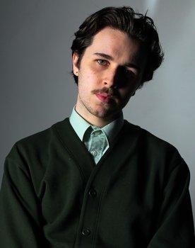 Mohan Welstand-Keryk as Waiter