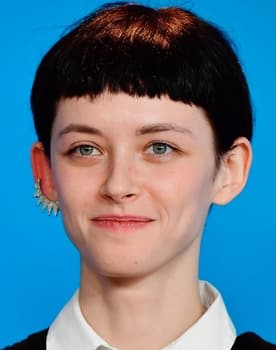 Tinatin Dalakishvili as Lali