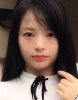 李玲 as 女主播歪歪