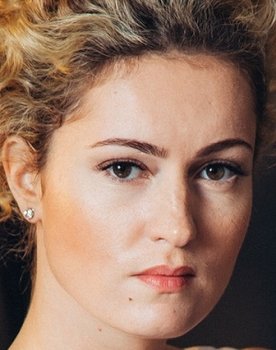 Renata Piotrovski as Nadezhda