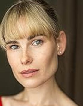 Chloé Delanney