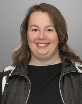 Piroska Kokas as Irénke