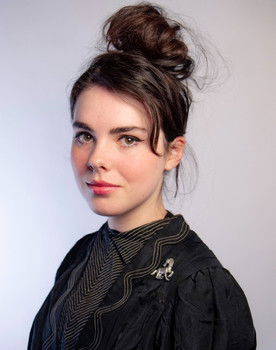 Annie Wren as Scarf Model