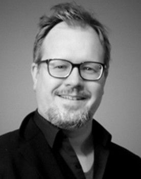 Thor Kristinsson as Narrator