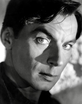 Martin Kosleck as Josef