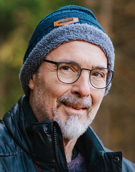 Robin Koman as Self (Lives in Unnaryd, Sweden)