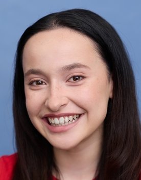 Chloe Brink as Kayla