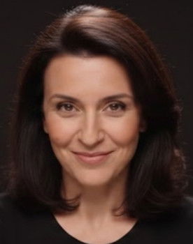 Zuhal Erman as Binnaz Başfiyat
