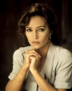 Caroline Cellier as Margareth Hunter