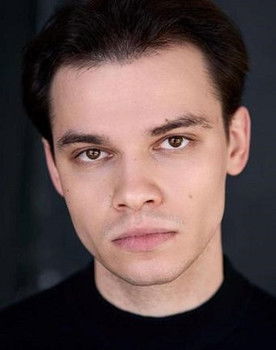 Roman Shopin as Ivan