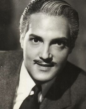 Roberto Cañedo as 